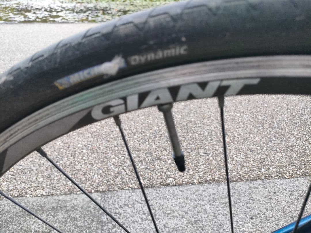 【引き取り限定】GIANT クロスバイク 700C