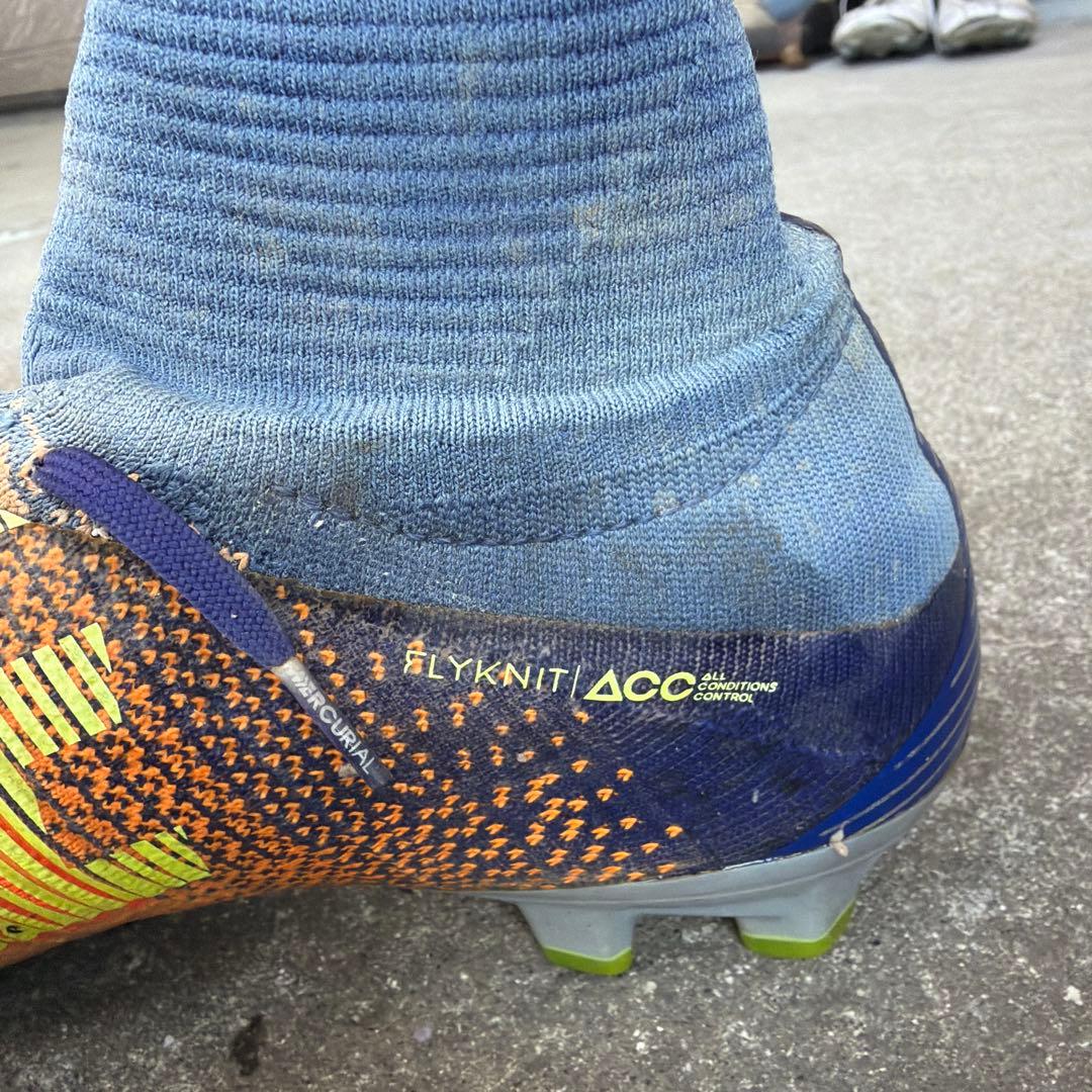 Nike Mercurial スーパーフライサッカーシューズ