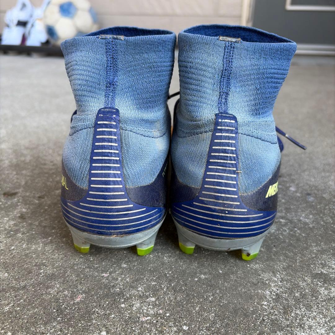 Nike Mercurial スーパーフライサッカーシューズ