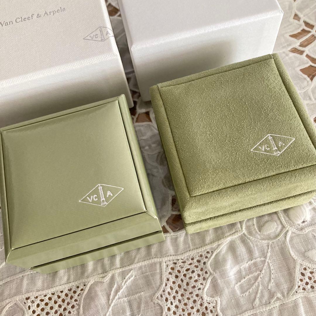 Van Cleef & Arpels リング ブレスレット ケース 箱 2個