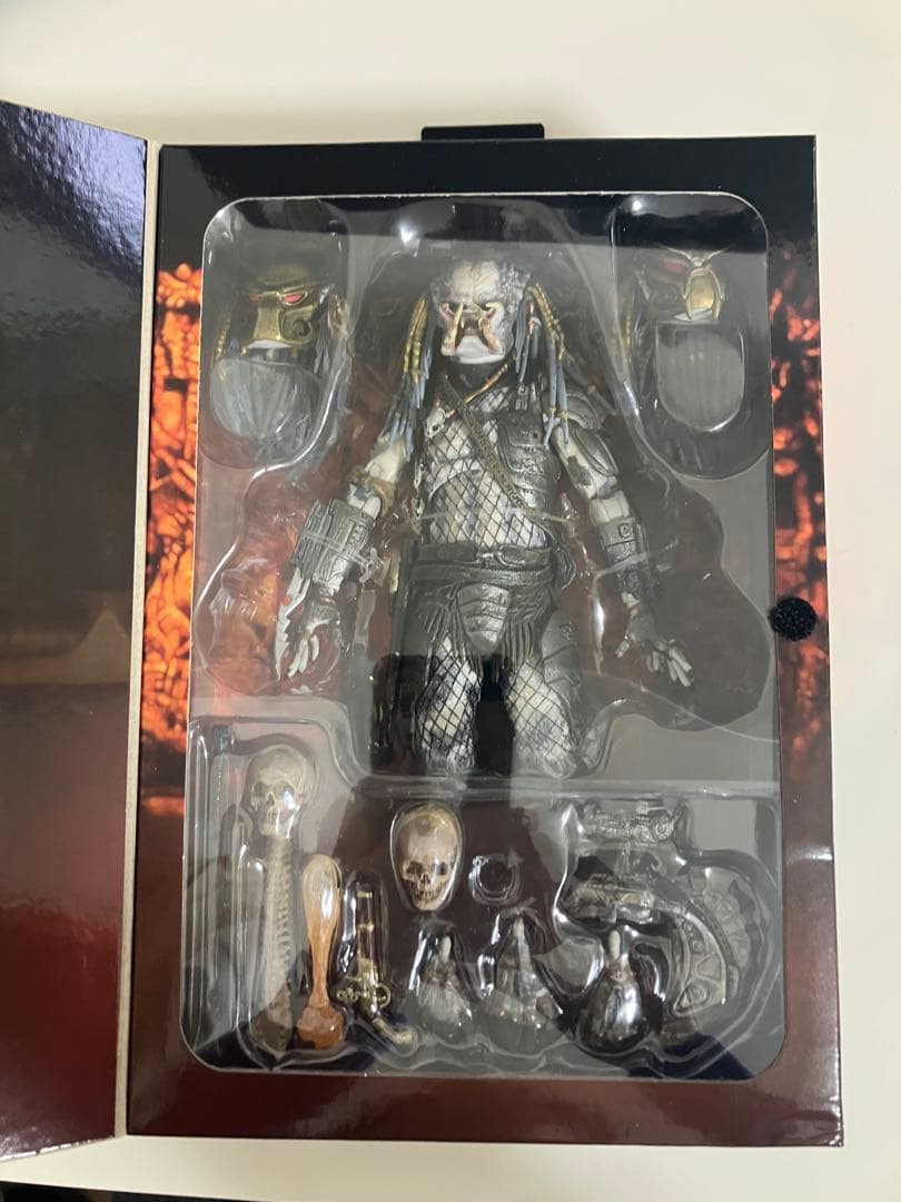 【新品・未開封】　ネカ　アルティメット　エルダープレデター
