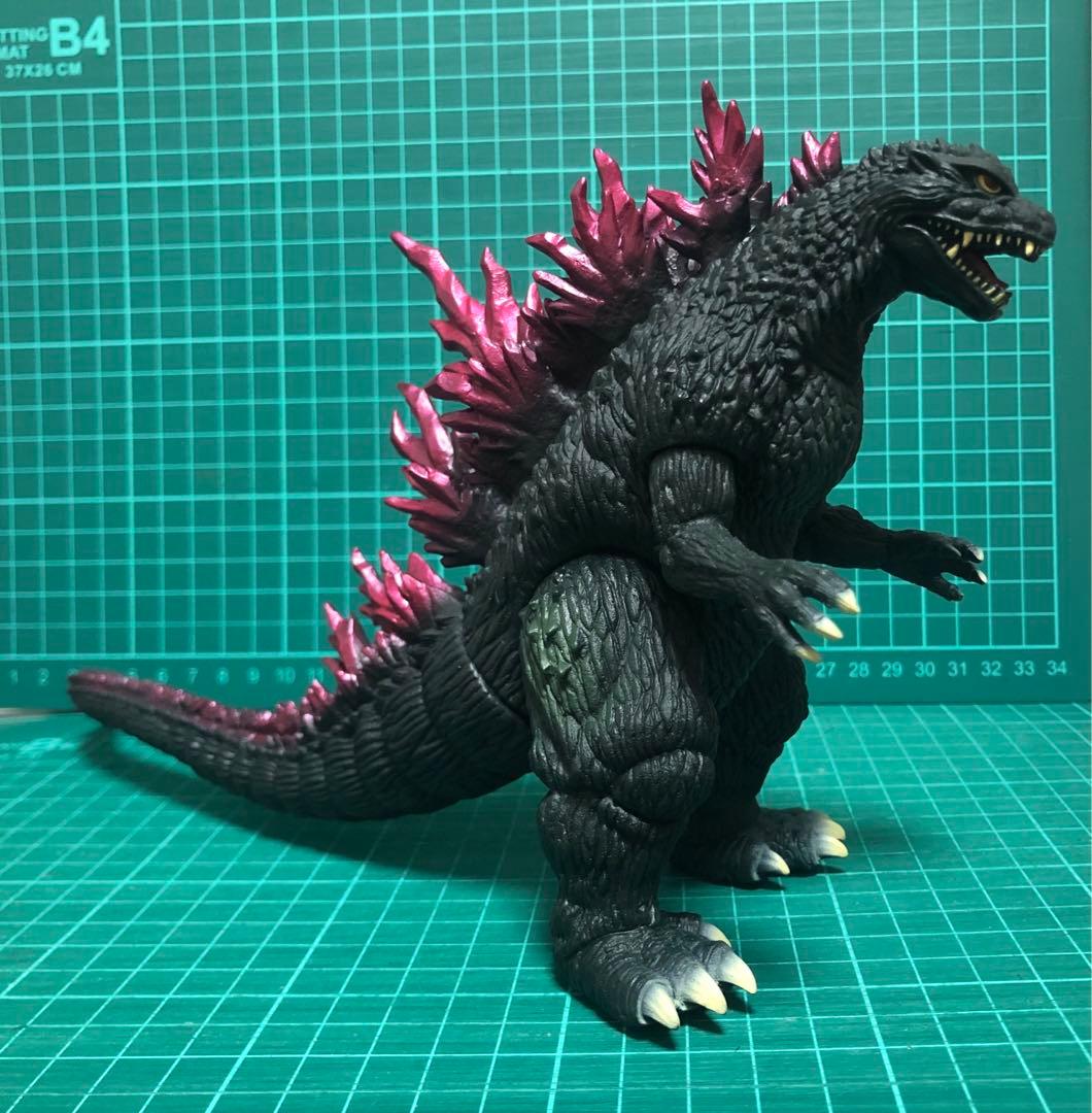 ゴジラ2000⭐️ゴジラ50周年メモリアルボックス版　カード付き　ゴジラミレニアム