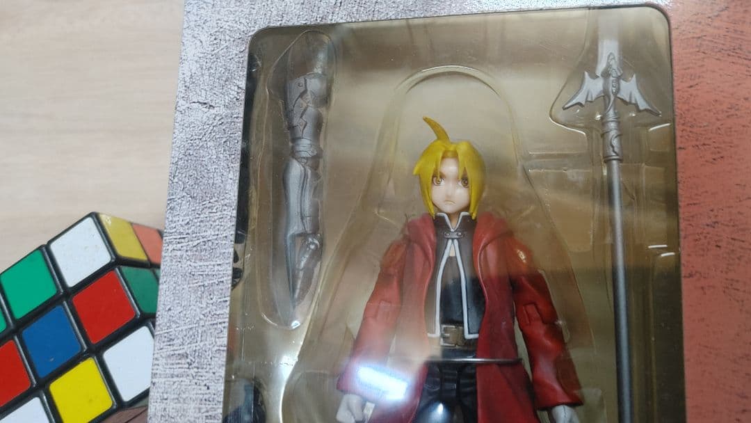 鋼の錬金術師プレイアーツ　エドワードエルリック　ウィンリーロックベル