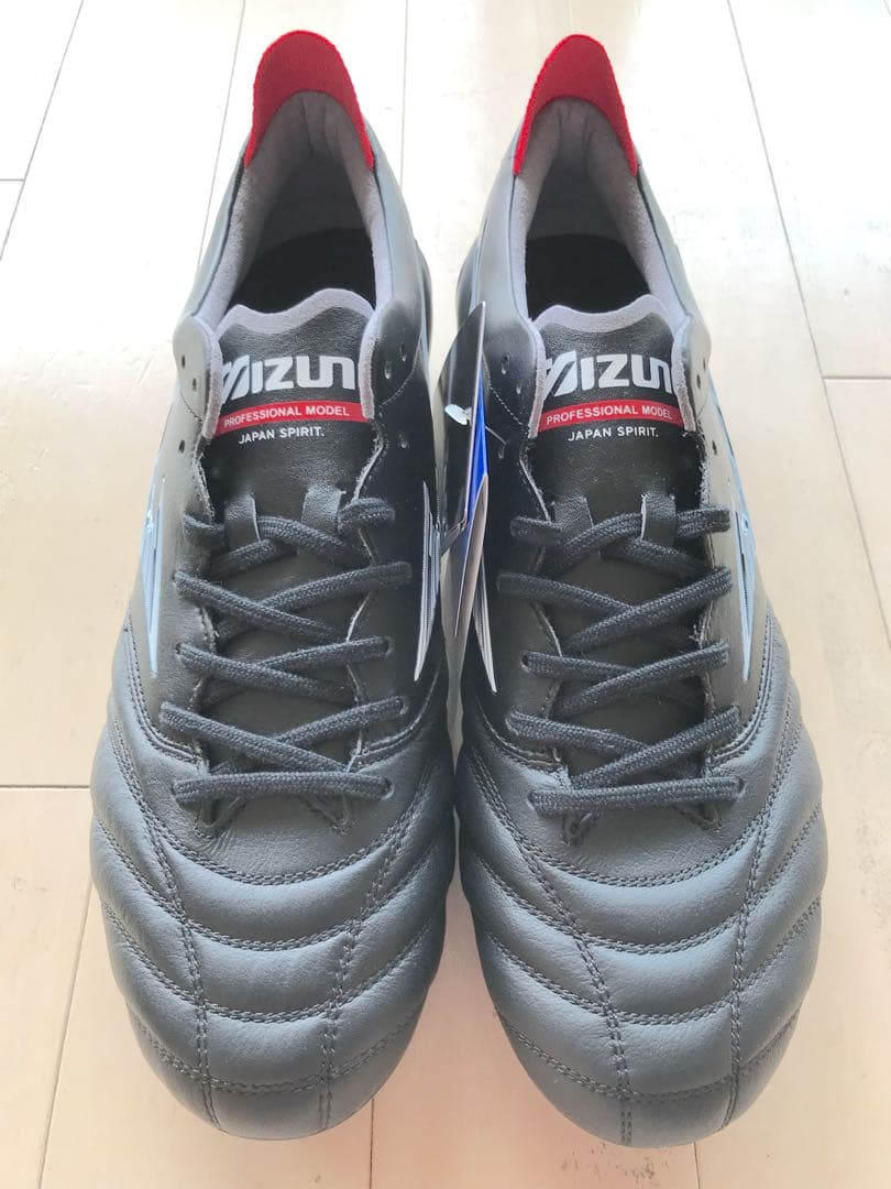 モレリアネオ4ジャパン　黒　26.0㎝　新品。