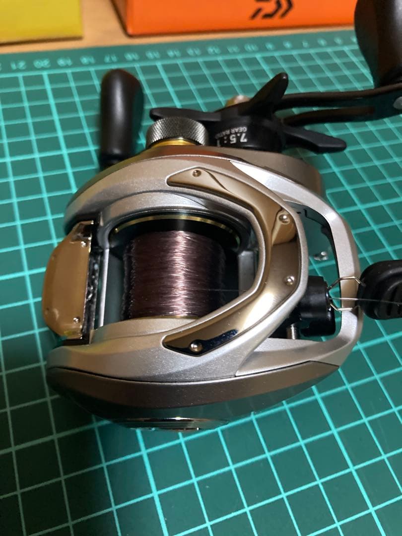 ダイワ　バスX100H バスX80SH 左巻き80SH用 軽量スプール最終値下げ