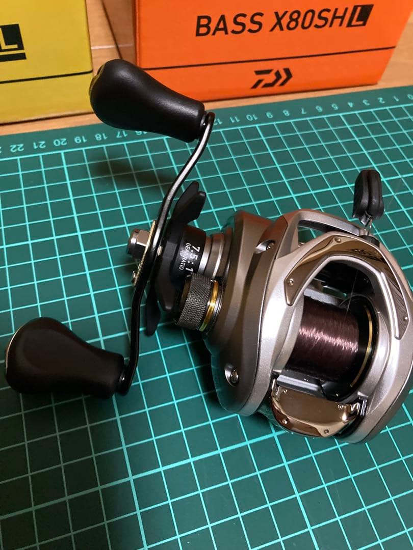 ダイワ　バスX100H バスX80SH 左巻き80SH用 軽量スプール最終値下げ