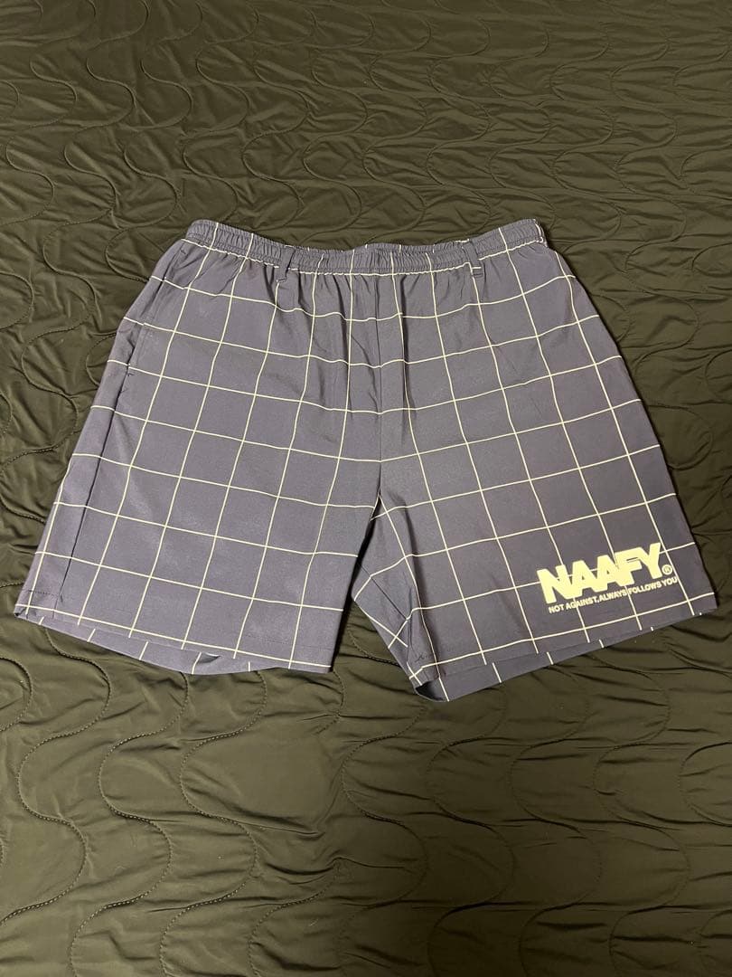【美品】NAAFY モックネック　ショートパンツ ネイビーチェック柄　ゴルフ