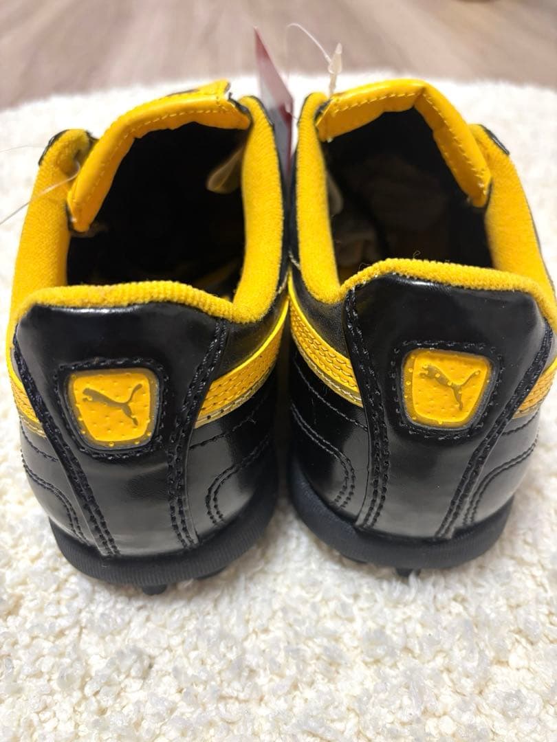 PUMA プーマ　23センチ　シューズ　スパイク　靴　未使用品　人気　子供