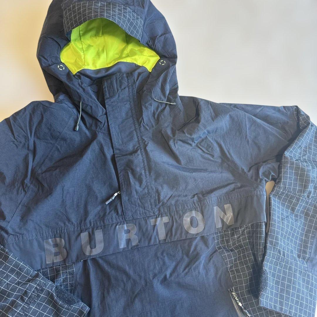BURTON スノーボードジャケット 防水衣類専用の洗剤で洗いました。
