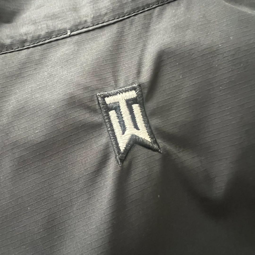 NIKE GOLF ナイキゴルフ　タイガーウッズ　ナイロンジャケット　メンズ　黒