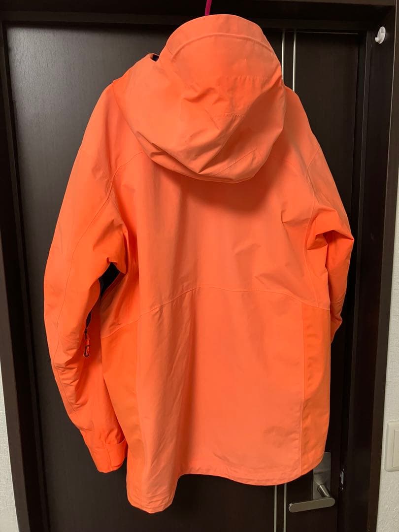 Burton[ak] スノーボードウェア