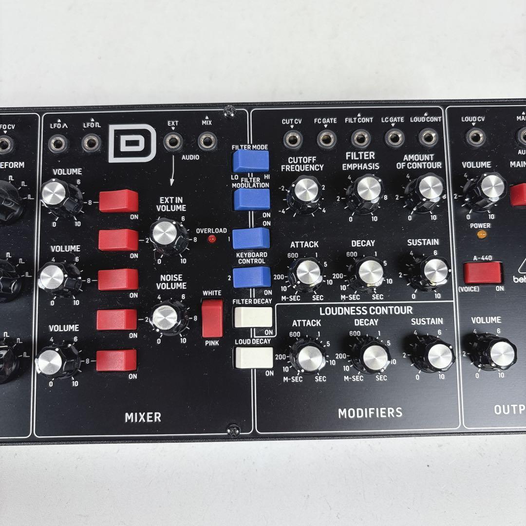 箱付 ベリンガー MODEL D アナログシンセサイザー