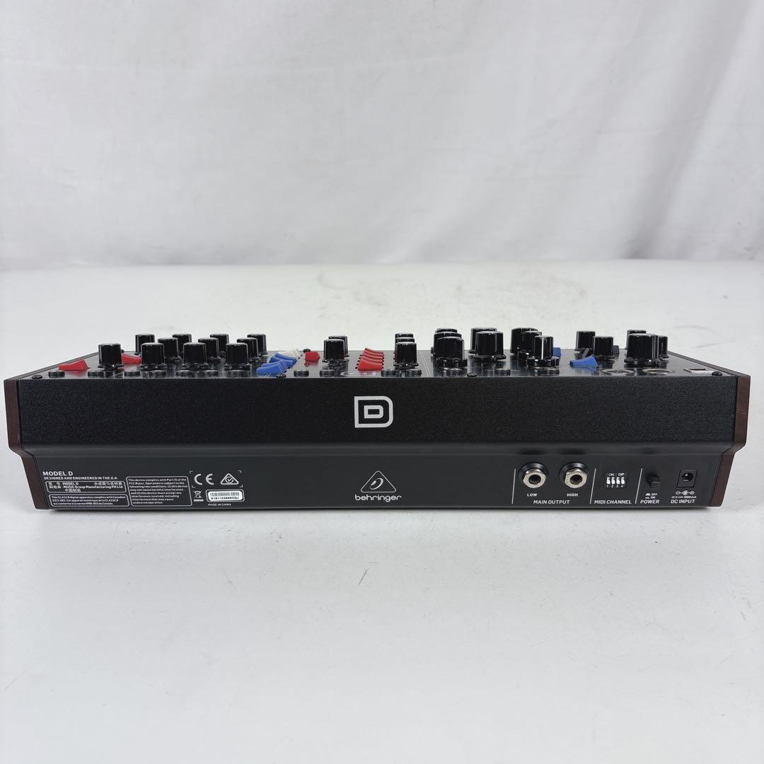 箱付 ベリンガー MODEL D アナログシンセサイザー