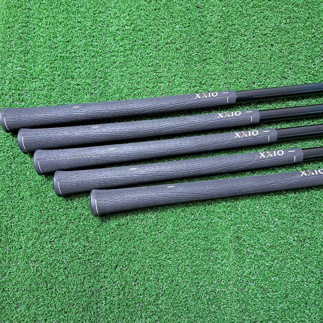 XXIO MP400 カーボンシャフトアイアン R 7本SET 未使用品 2本