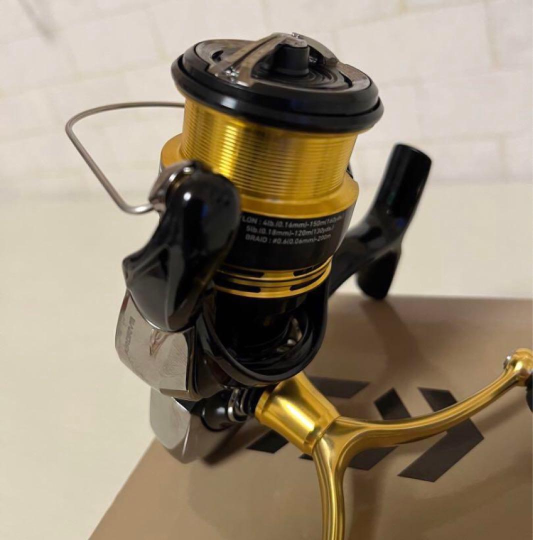 ダイワ　23レガリスLT2500S-DH ダブルハンドル　新品未使用