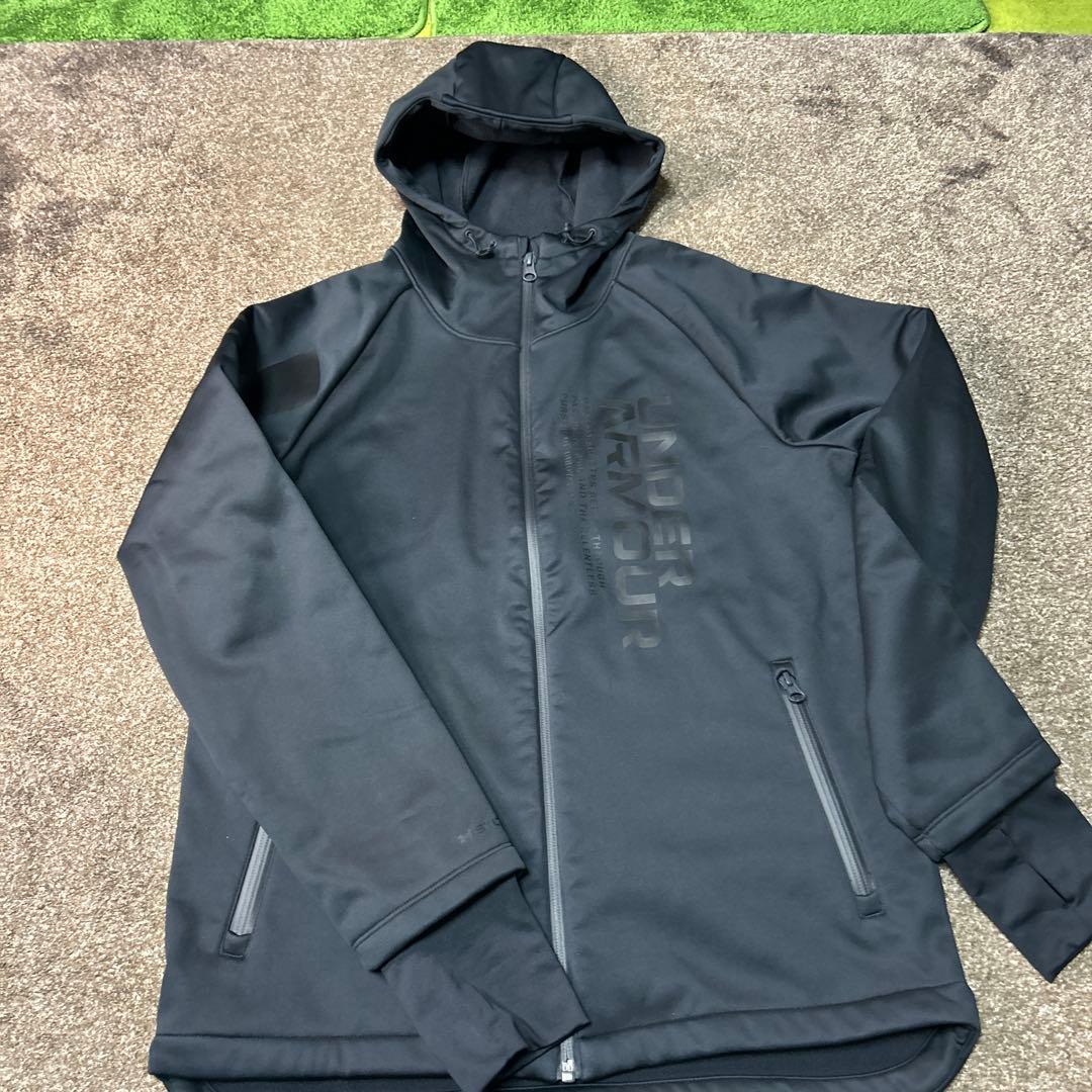 UNDER ARMOUR フード付きジャケット、パンツセット