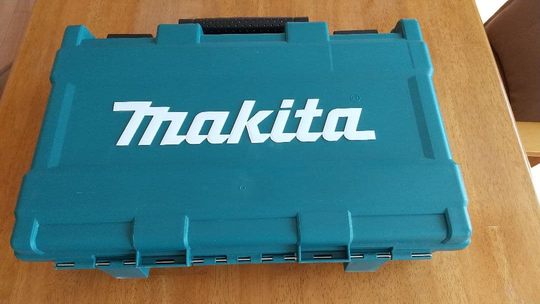 充電式ピンタッカ マキタ
