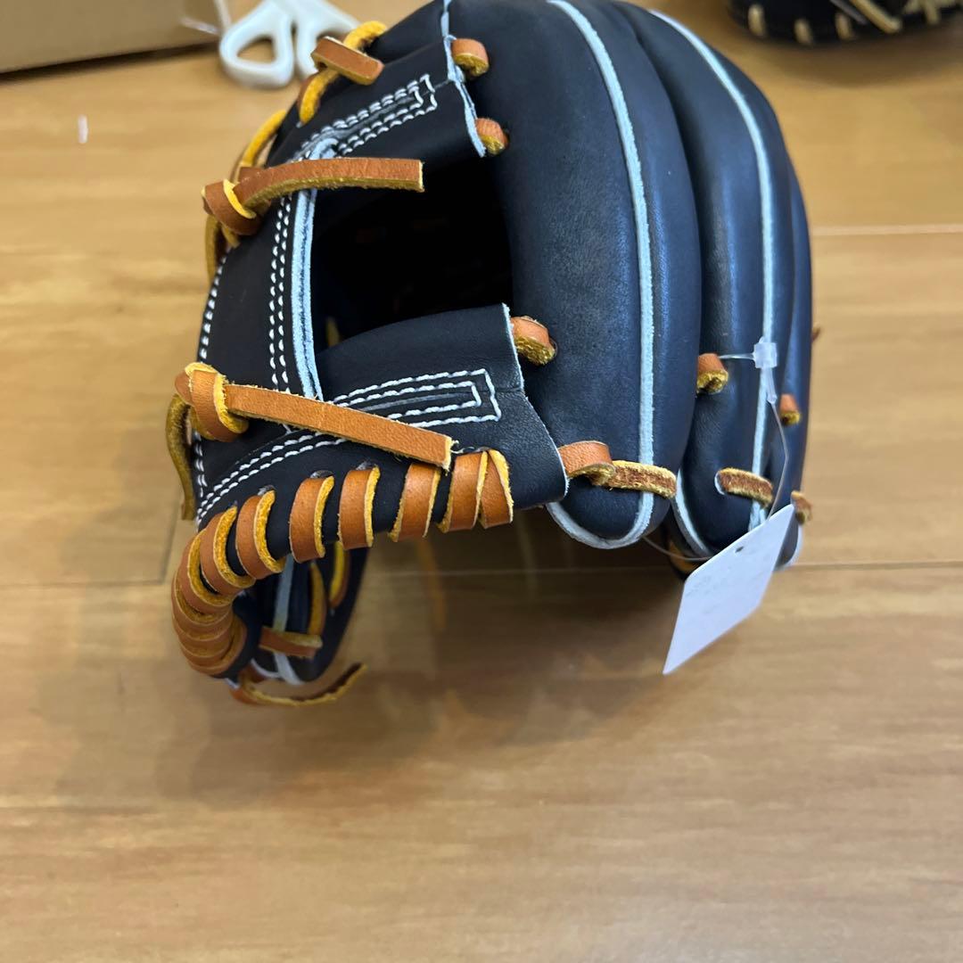 アメイジング硬式内野用グローブ