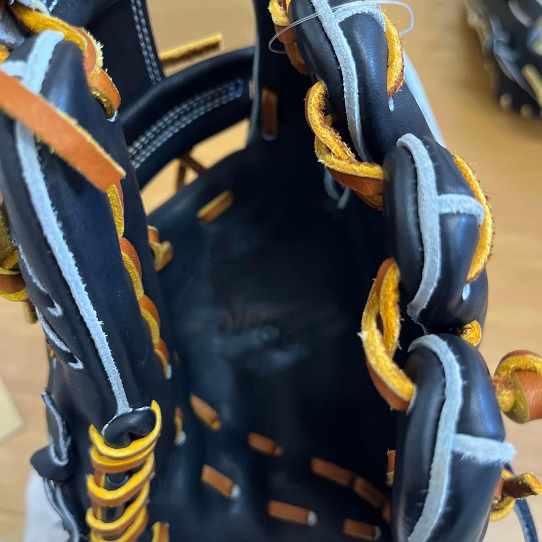 アメイジング硬式内野用グローブ