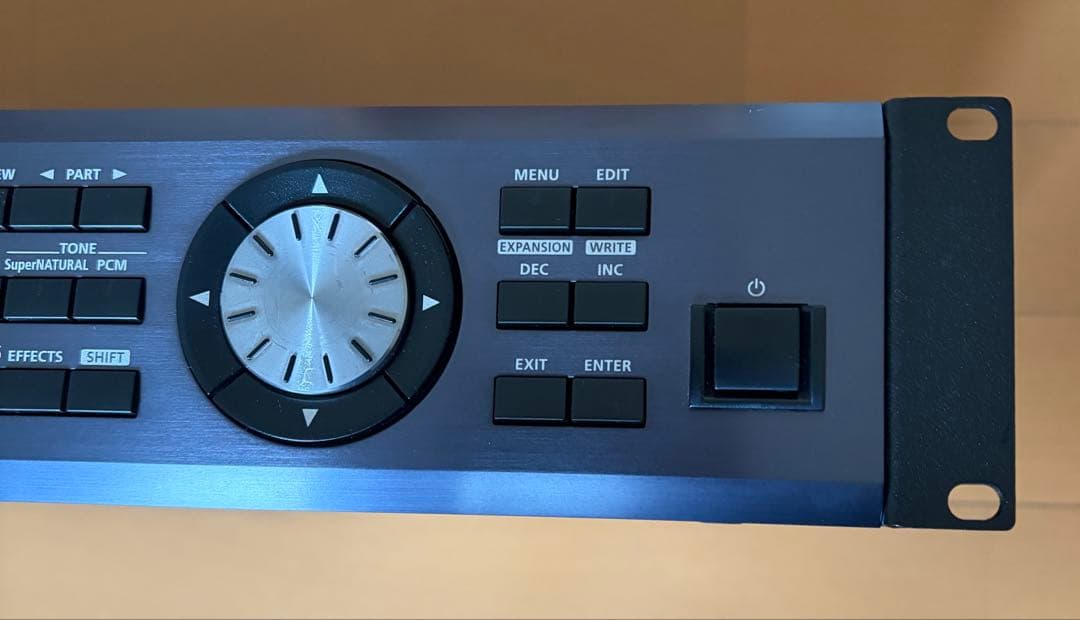 鍵盤楽器 Roland Integra-7