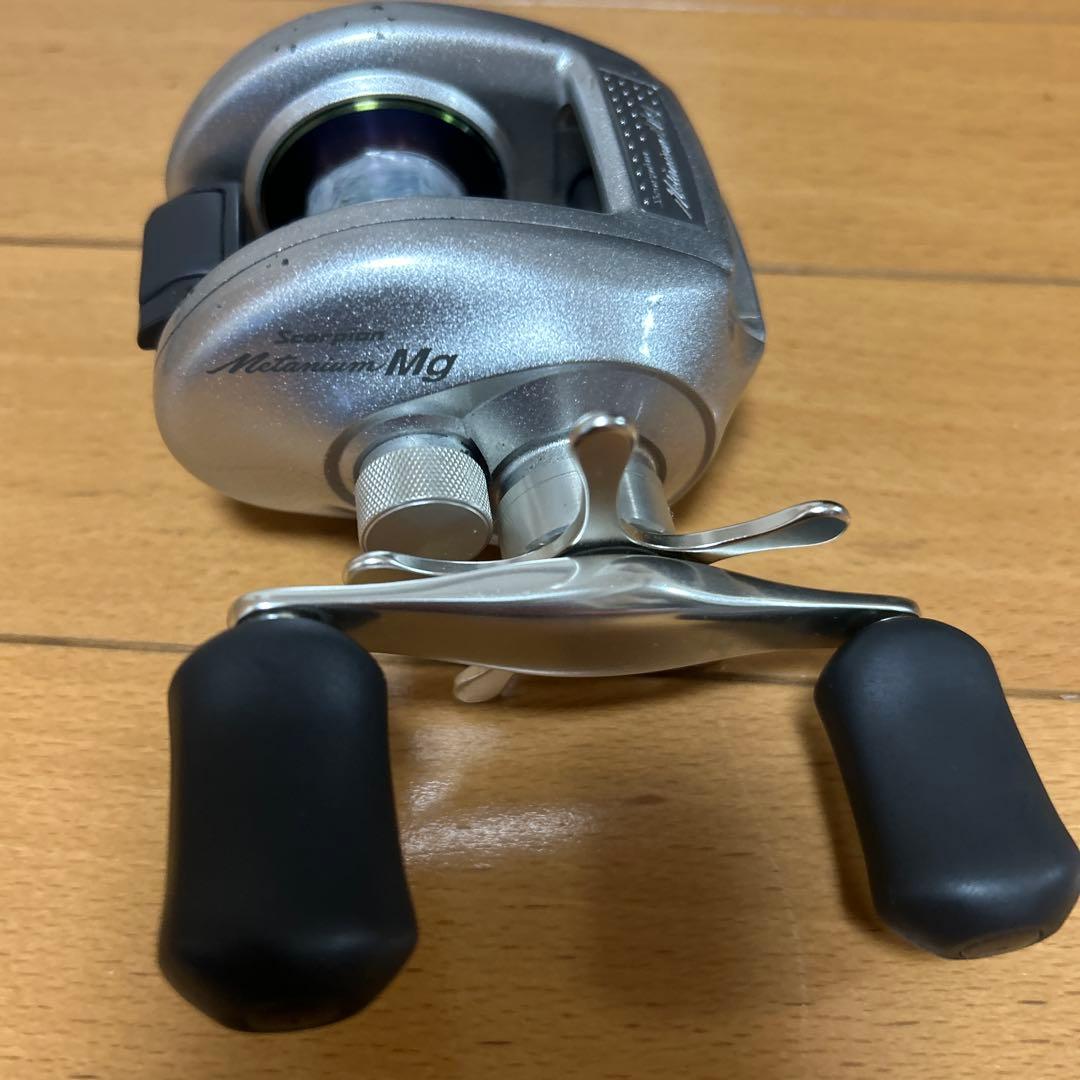 SHIMANO ベイトリール 収納袋付き