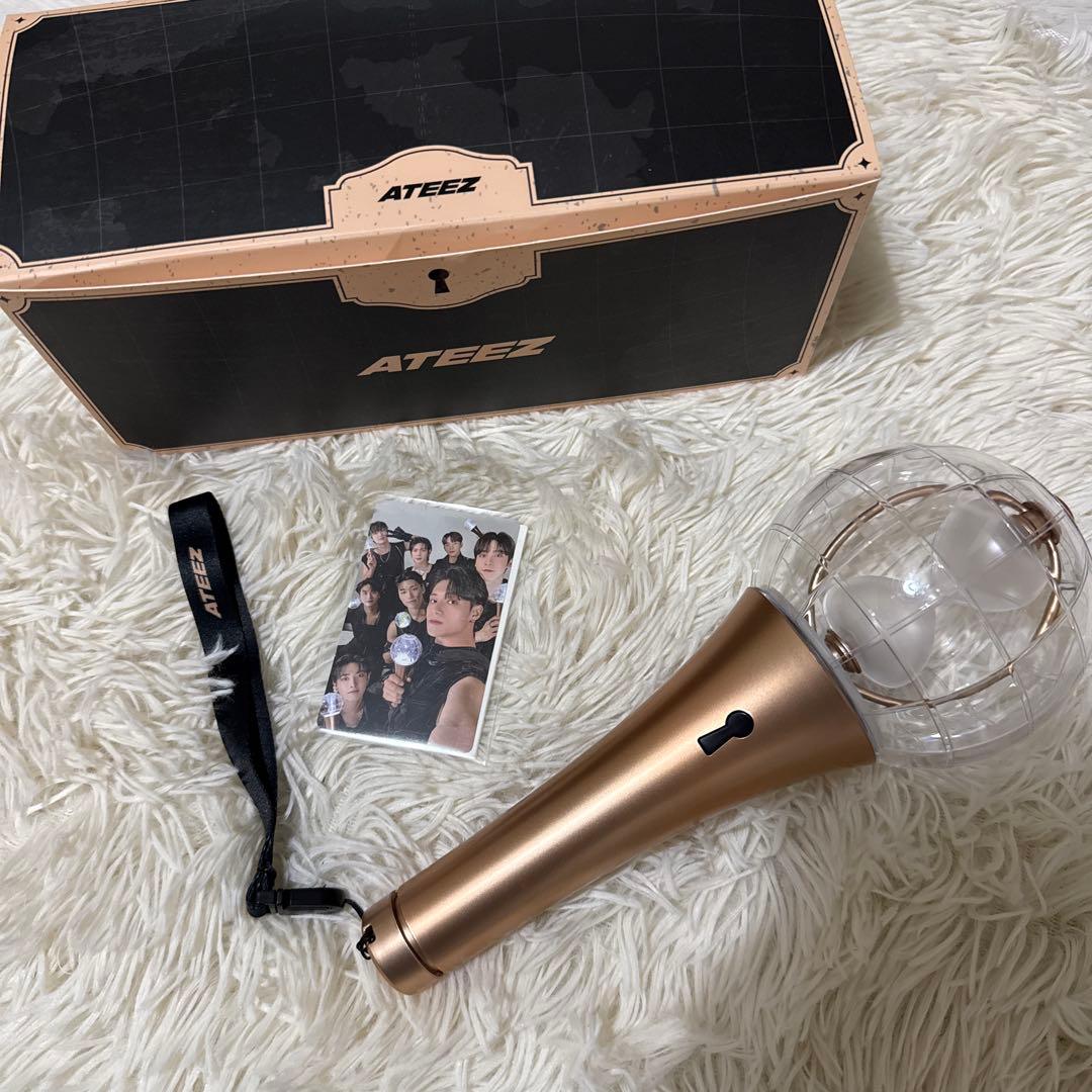 ATEEZ トレカ 箱付き