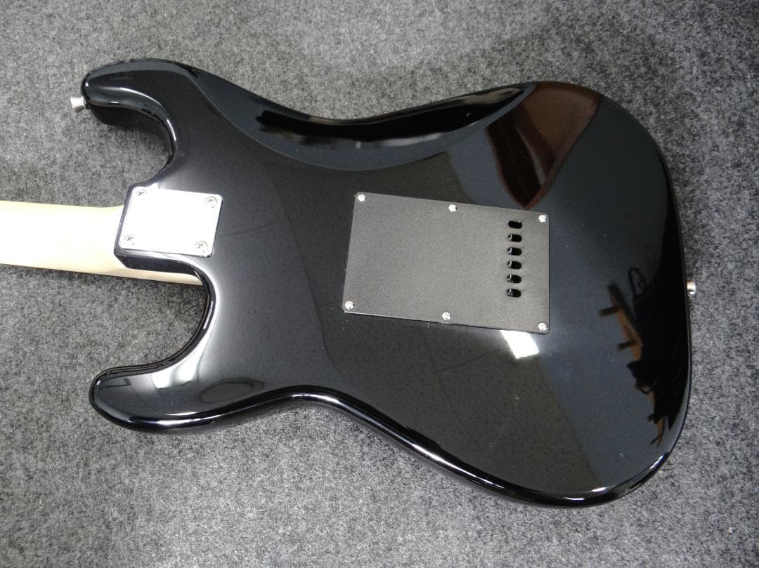 Legend Stratocaster 新品同様