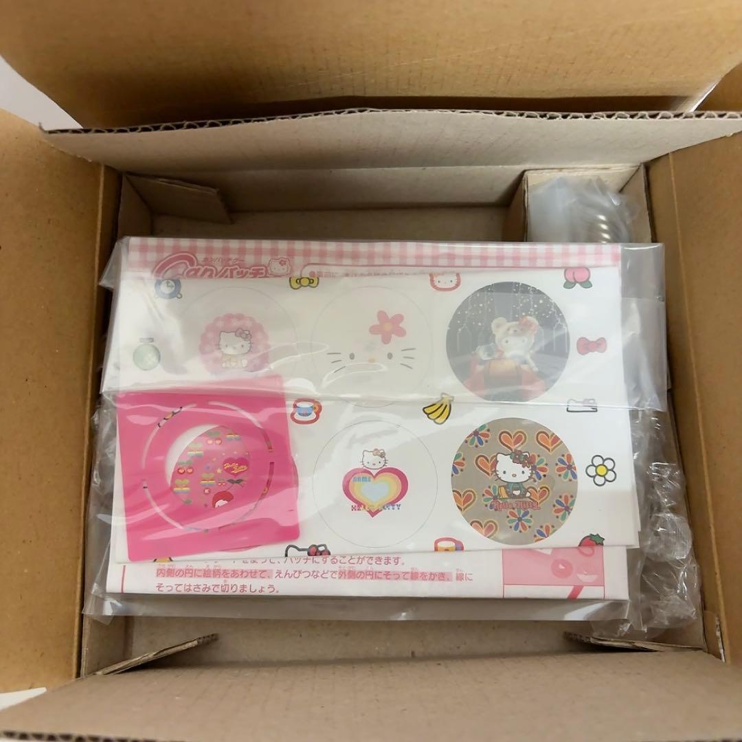 ハローキティ　オリジナル缶バッチメーカー　未使用　2002年製