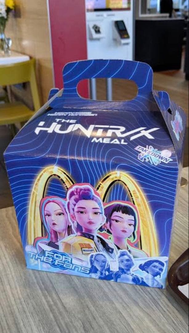 SIMPBOYS & HUNTRX ハッピーセット