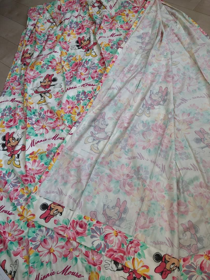 ☆レトロ☆未使用☆ ディズニー カーテン ☆ ミニー お花 155×183cm