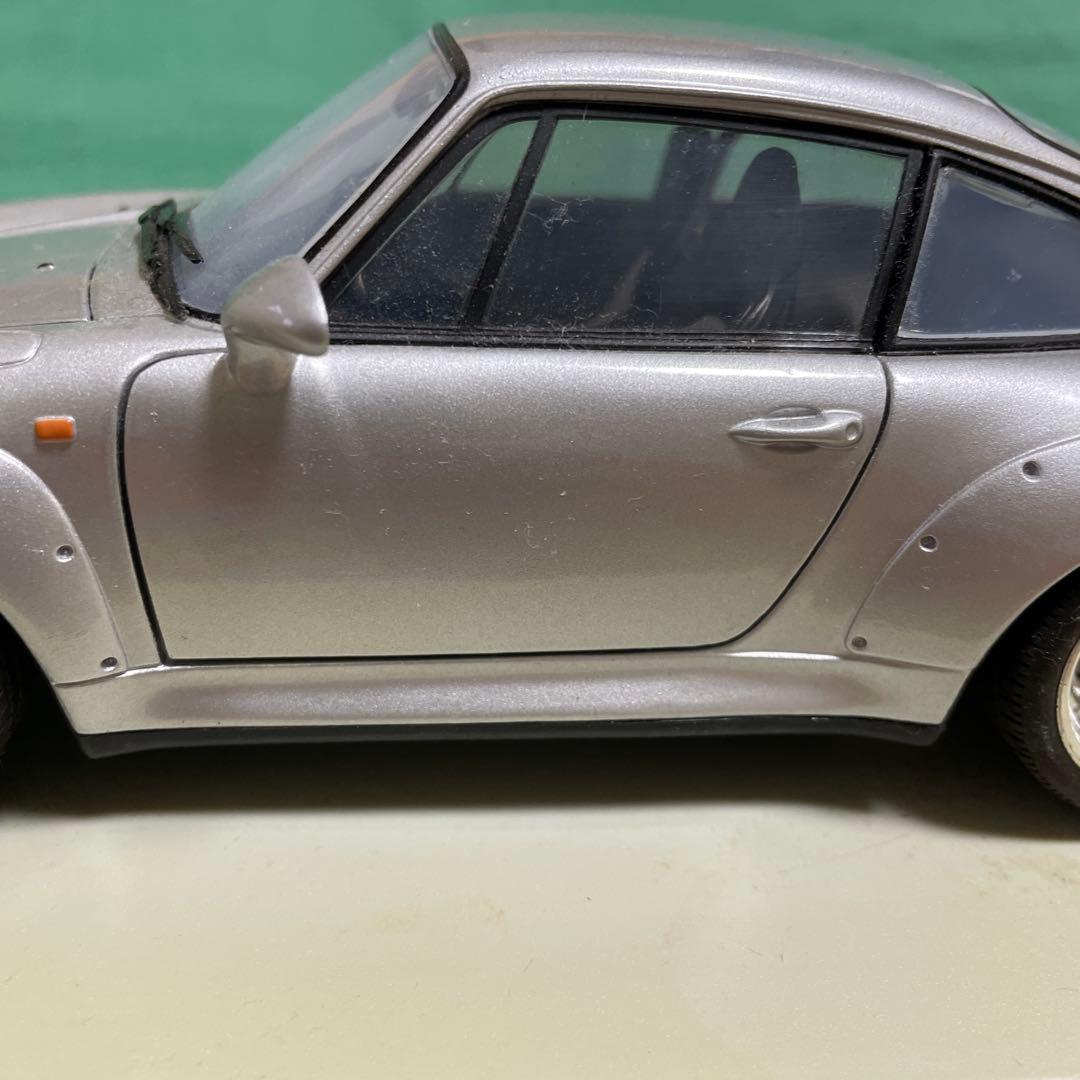 ミニカー Porsche 911 GT2 1/18 UT models