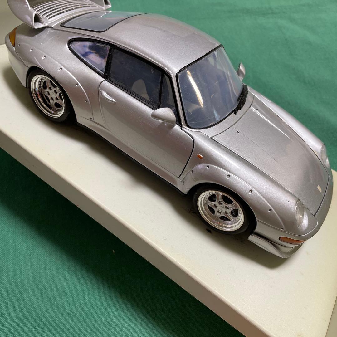 ミニカー Porsche 911 GT2 1/18 UT models