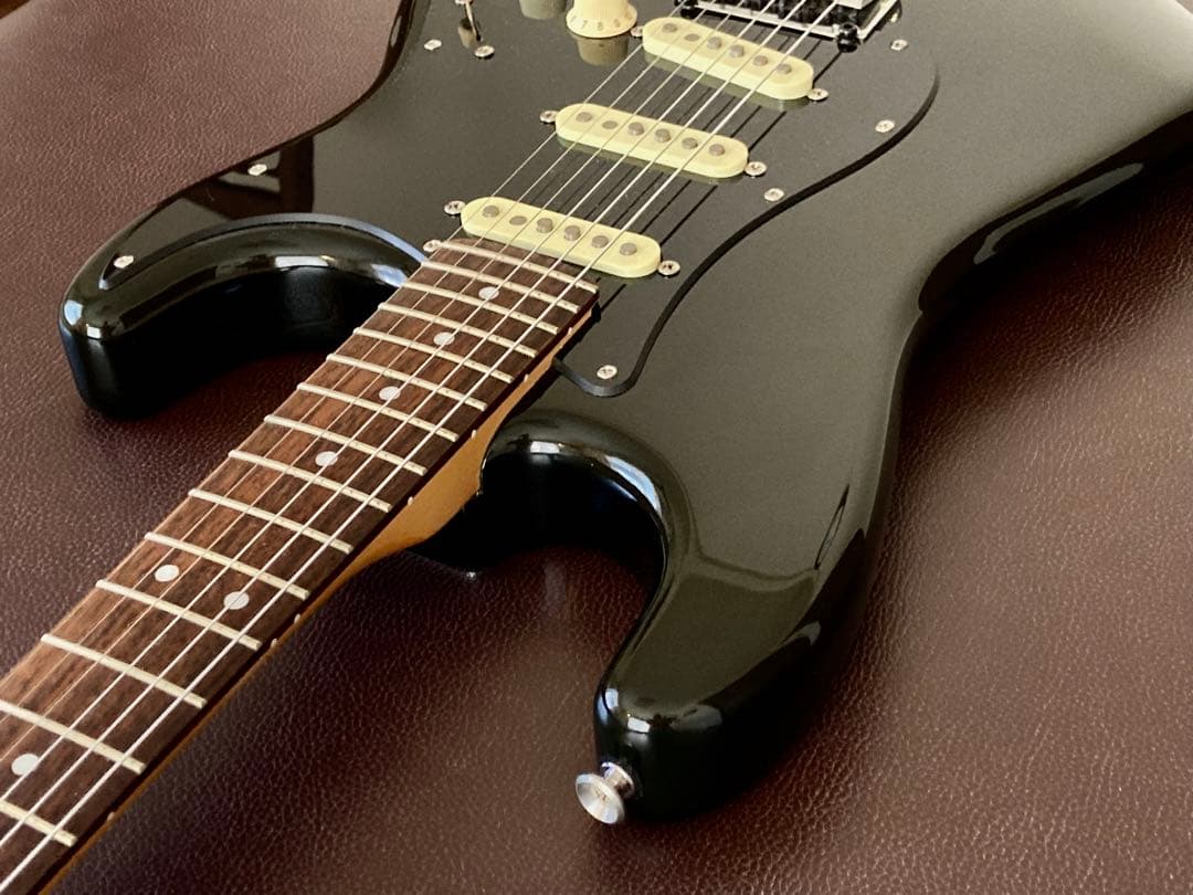 【ローズ指板／アルニコ5】Squier Standard ギルモア風カスタム