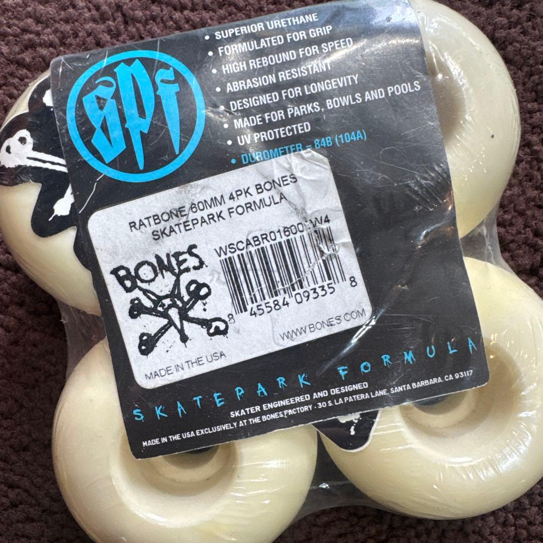 BONES ボーンズウィール　60mm84B スケートパークフォーミュラ