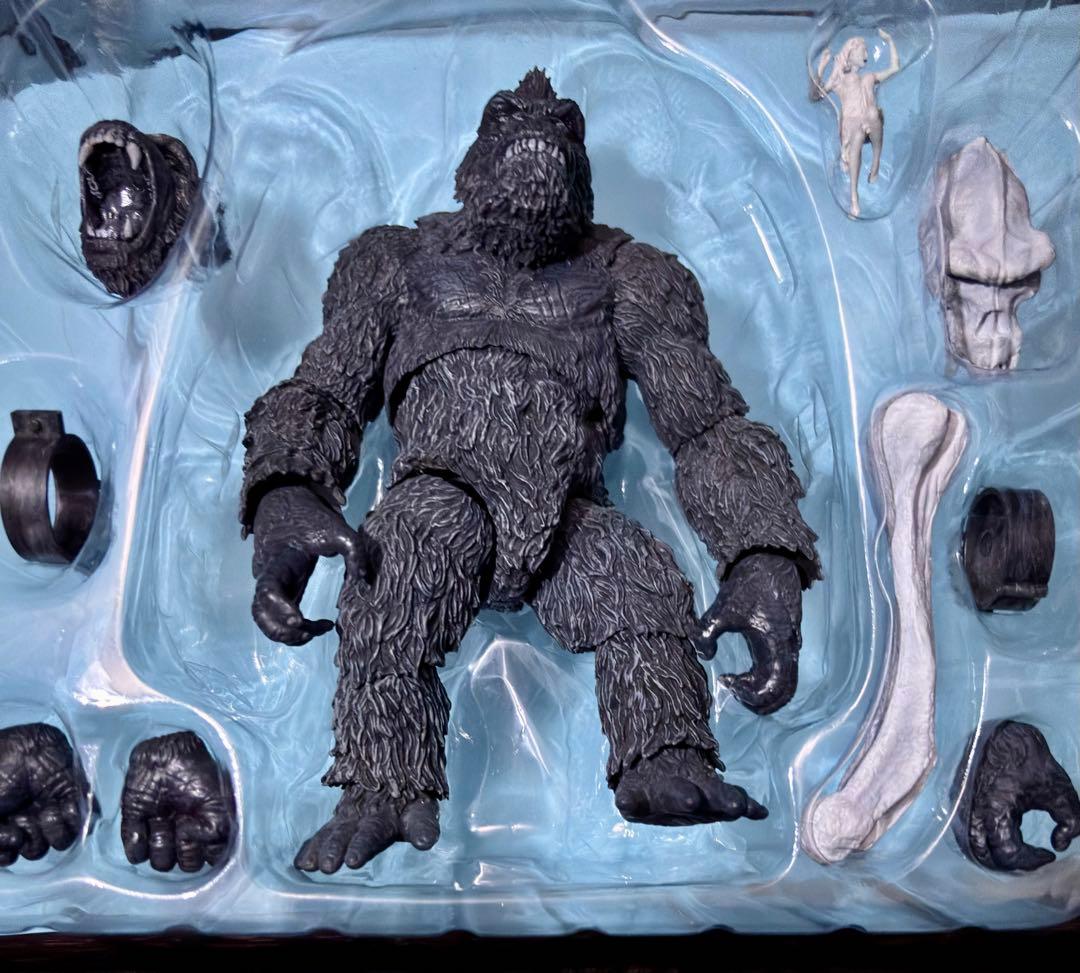 値下げ中◆キングコング 髑髏島7インチ アクションフィギュア MEZCO
