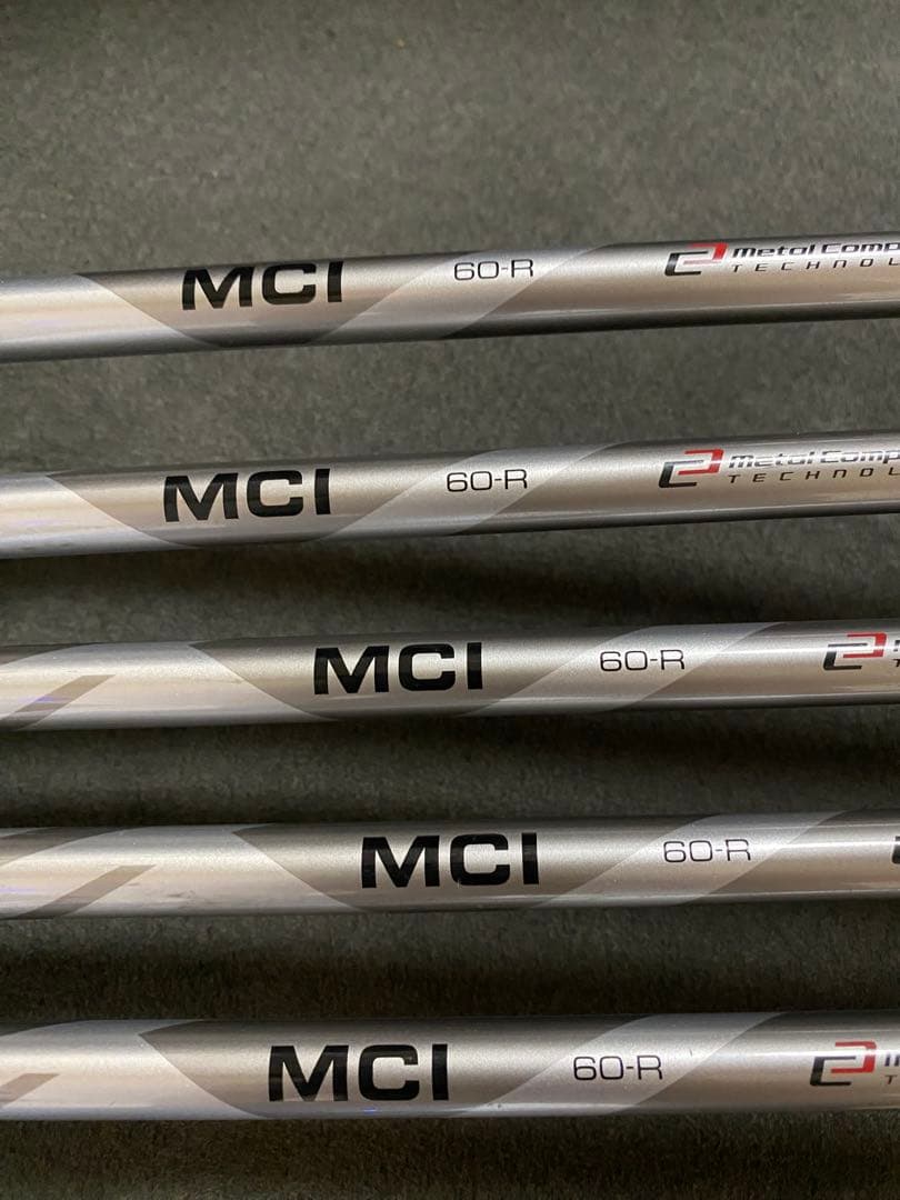 TaylorMade SIM GLOIRE アイアンセット ５本　MCI 60Ｒ