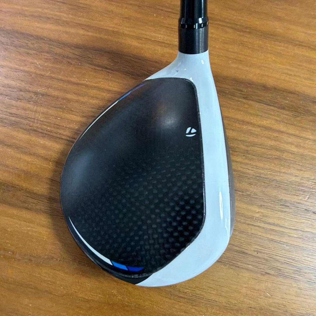 テーラーメイド　SIM2フェアウェイウッド　3番 ベンタスブルーベロコア 6S