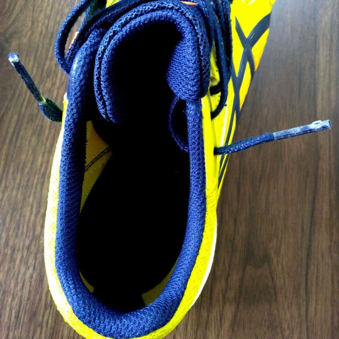 【美品】asics スパイクシューズ イエロー/ネイビー　EFFORT