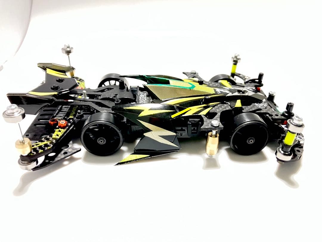 ミニ四駆完成品MSフレキ　AVANTE MK.Ⅱ イナズマプラズマ