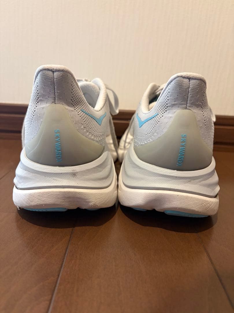 HOKA ホカ　SKYWARD X（スカイワード エックス）