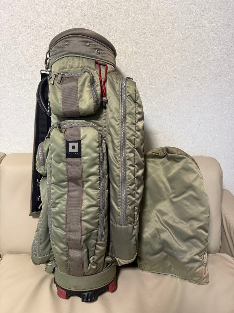【送料込み】大人気完売品　廃盤希少　オノフ　ONOFF キャディバッグ