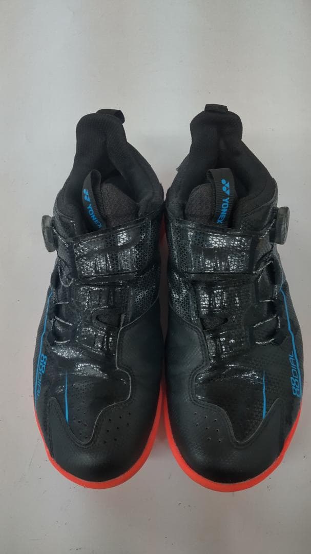 Cuto【中古・美品】ヨネックス パワークッション88DIAL 25.5㎝