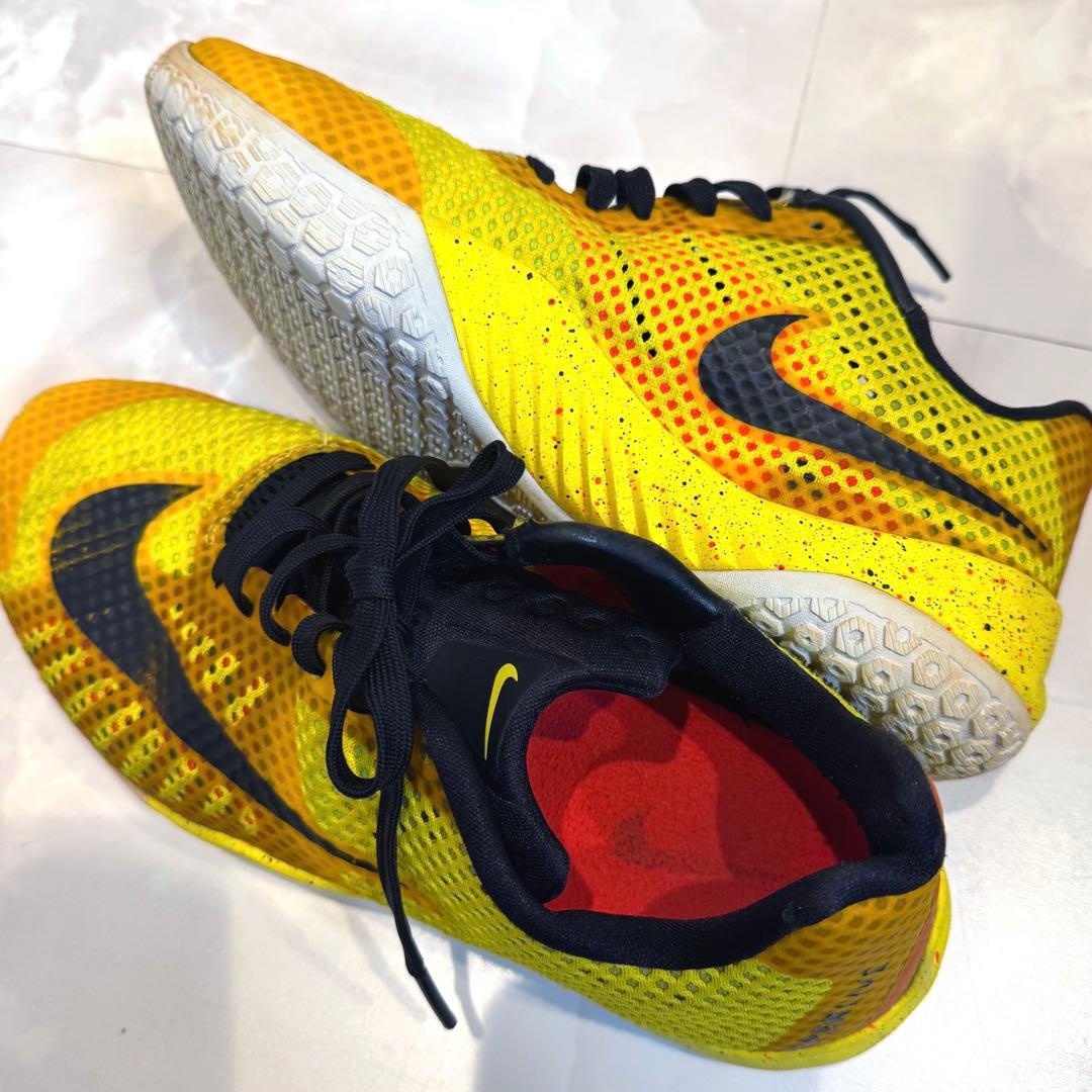 ハイパーライブEP Nike バッシュ　イエロー/ブラック　25、5cm