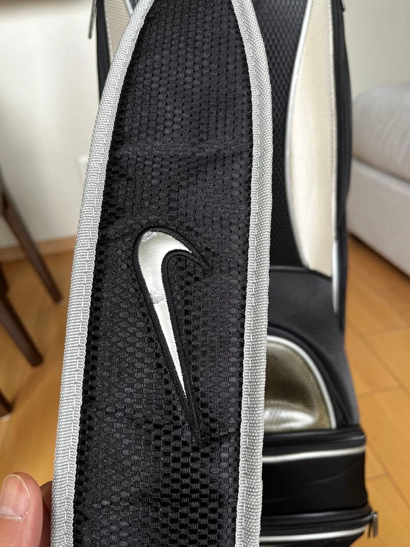良品完売品　希少ナイキゴルフ　スポーツ　アクティブカートキャディバッグ　ブラック
