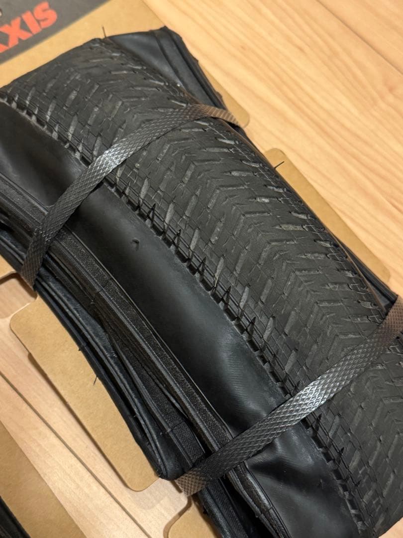MAXXIS DTH 26 x 2.15(52/54-559)タイヤ2本セット