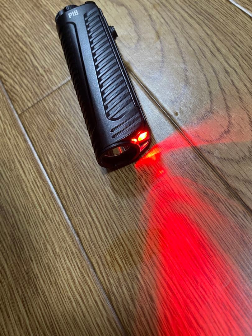 NITECORE P18 1800ルーメン タクティカル懐中電灯　未使用