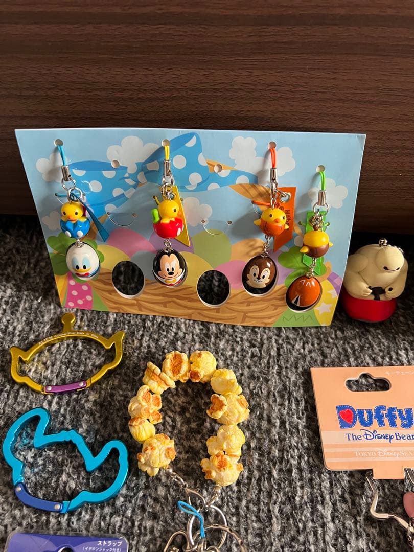 ディズニー キーホルダー　アクセサリー　ミッキー　[新品多数]