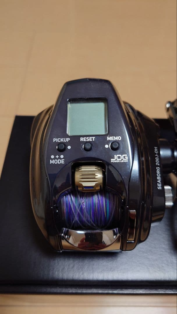SEABORG 200J-DH 電動リール