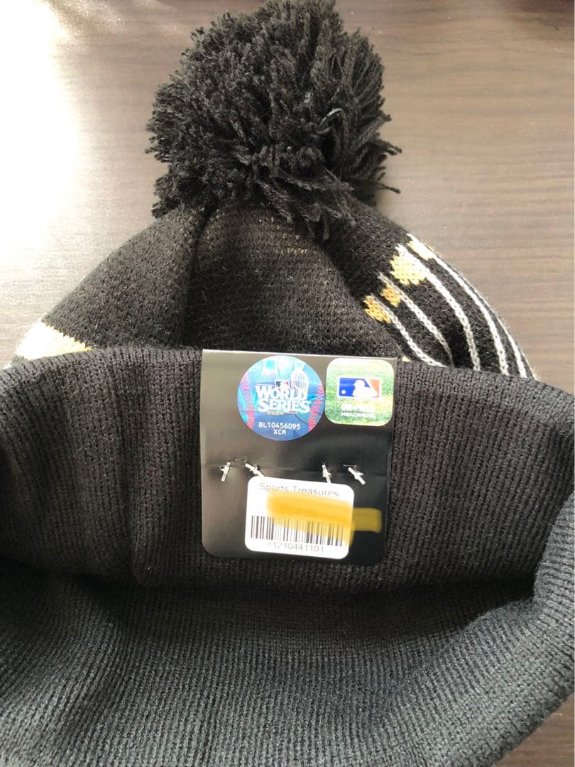 お値下げNew Era 2024年ドジャースチャンピオンニット帽