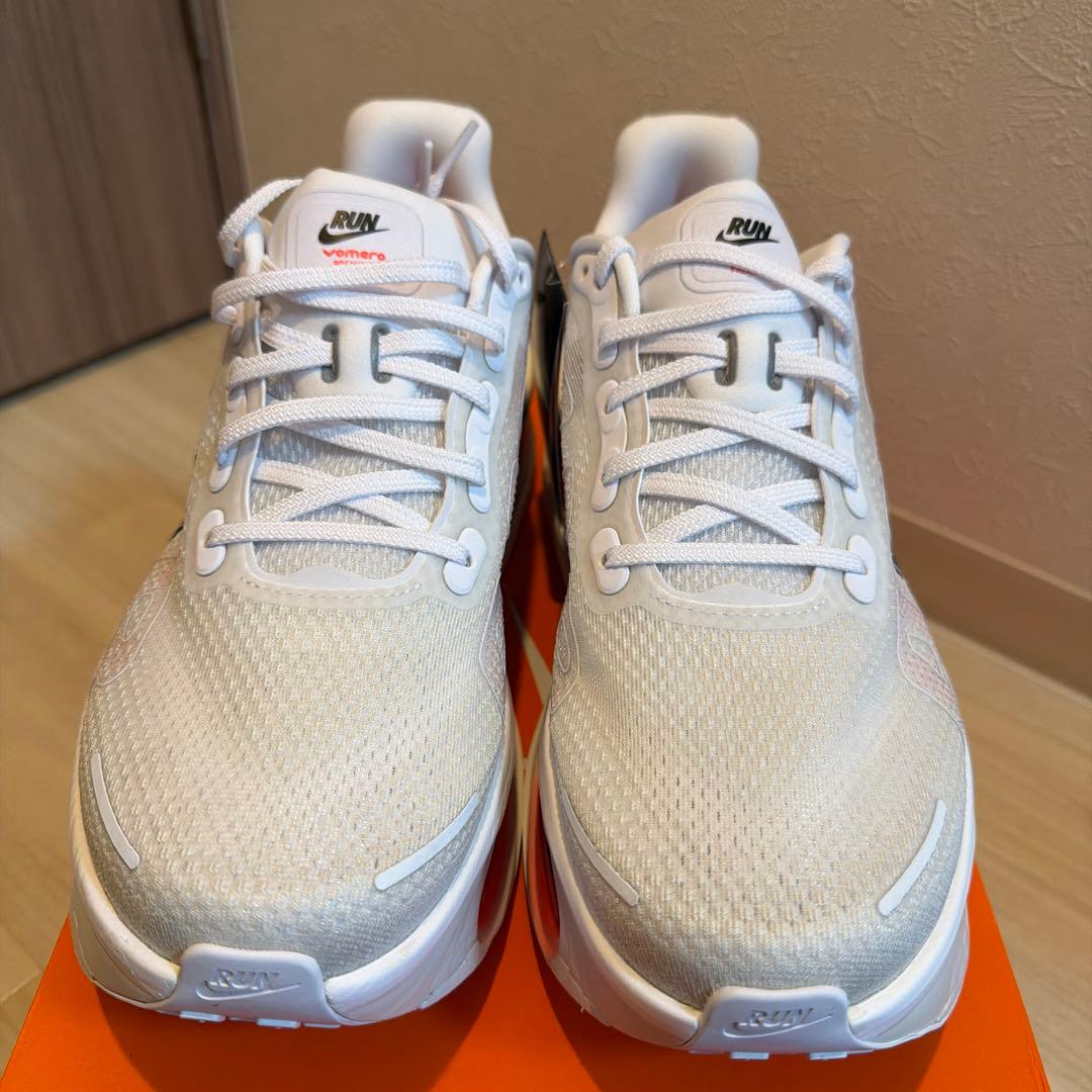 <新品未使用> NIKE ボメロプレミアム HQ2050-103 28.5cm